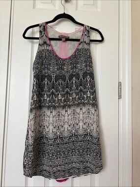 charlie jade Black & White Geometric dress with Pink Trim